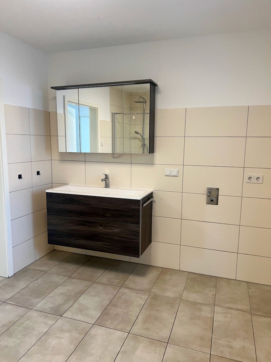 Racano Immobilien Ro�dorf Bad 1 Wohnung Ro�dorf