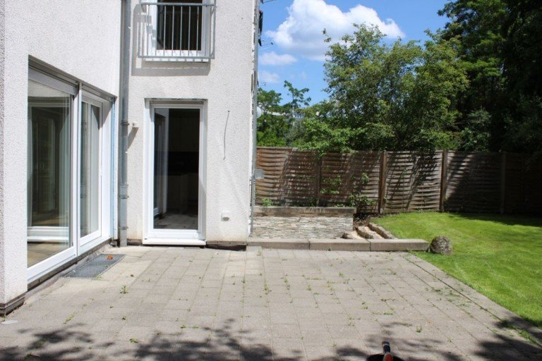 ger�umige Terrasse Darmstadt Maisonettewohnung Erstbezug nach Sanierung - gro�e Maisonette Wohnung mit Terrasse und Garten