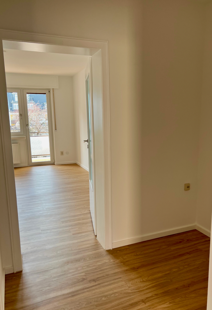 Flur zum Wohnbereich Racano Immobilien Woogsviertel Etagenwohnung Darmstadt