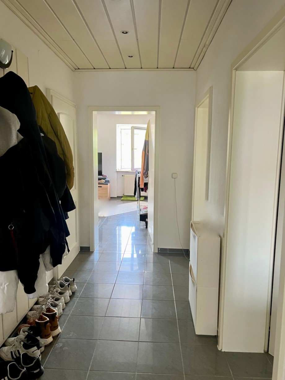 Flur zum Wohnzimmer Racano Immobilien Etagenwohnung Darmstadt