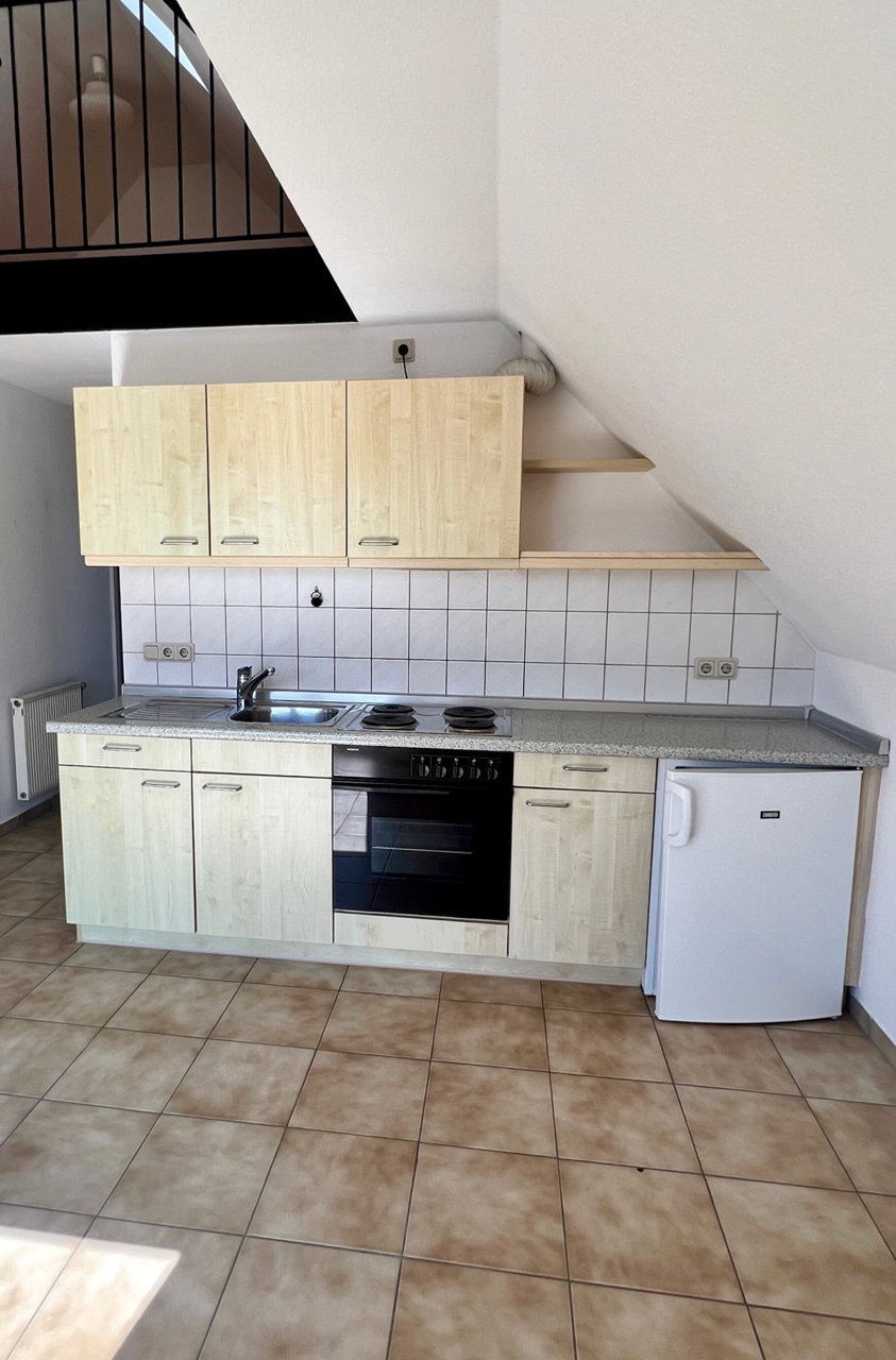 K�che mit EBK Dachgeschosswohnung Darmstadt