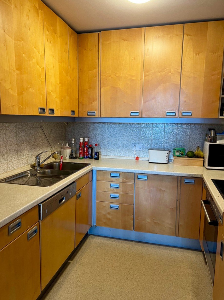 K�che mit EBK Etagenwohnung Darmstadt