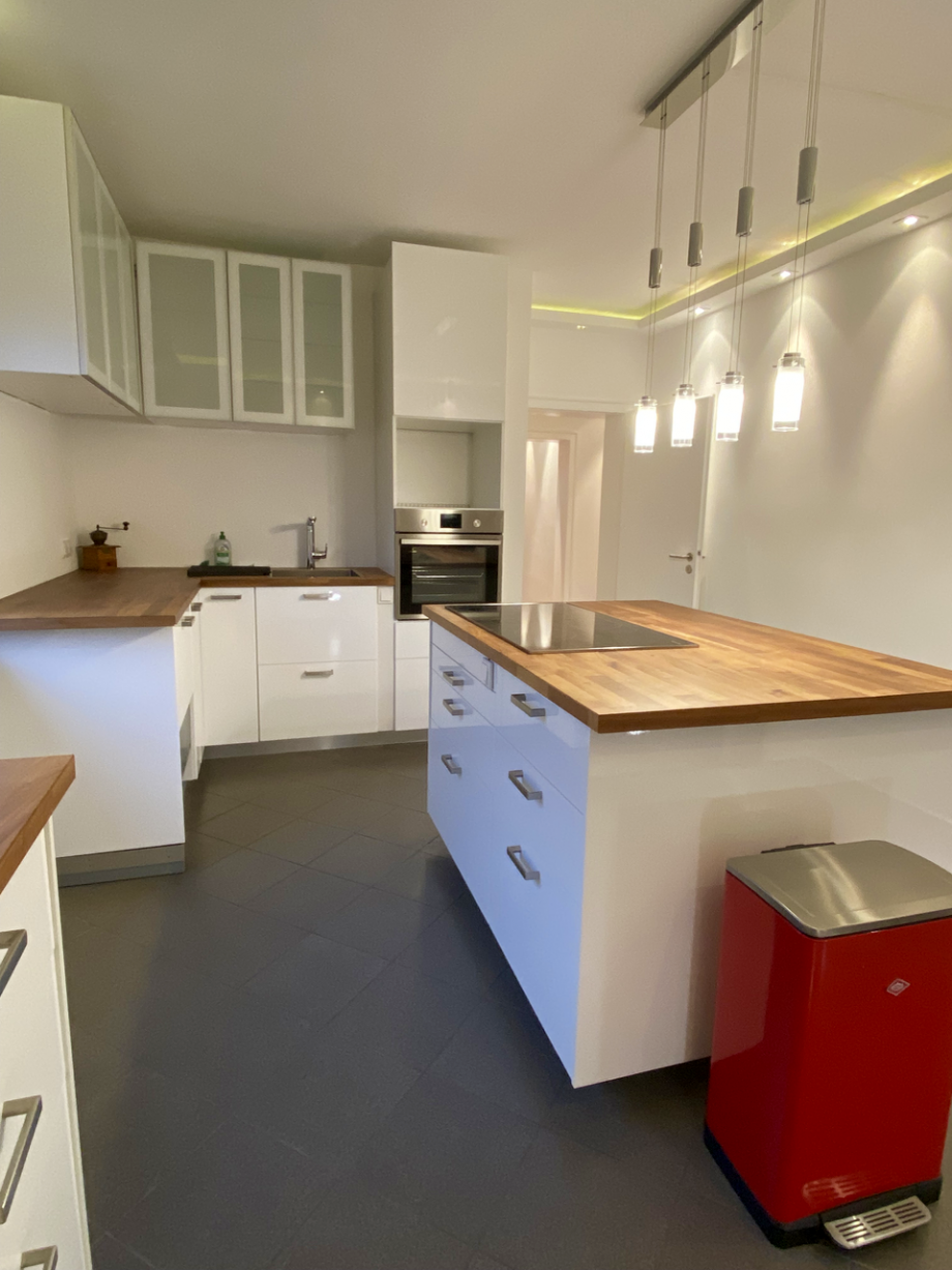 K�che mit EBK Etagenwohnung Darmstadt