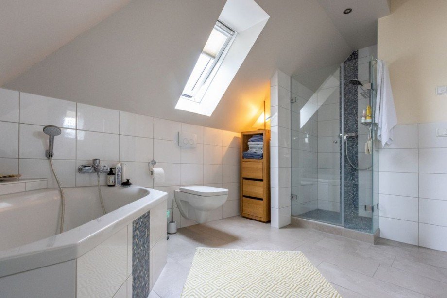 Badezimmer Dachgeschosswohnung Darmstadt