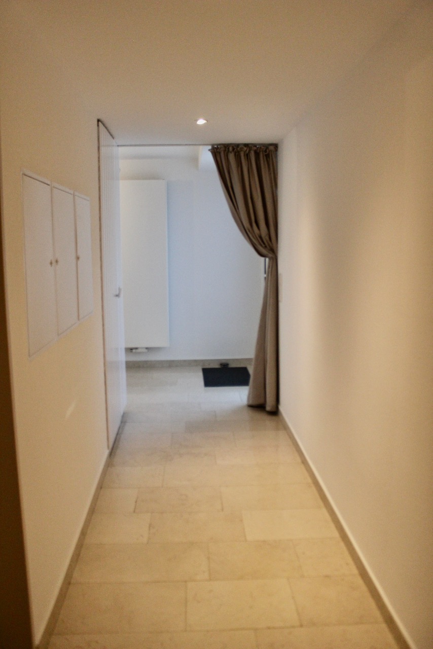 Diele Souterrainwohnung Darmstadt