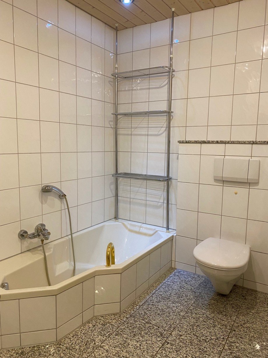 Badezimmer Dachgeschosswohnung Rossdorf