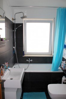 Bad Ro�dorf! Gro�z�gige 2 Zimmerwohung + gro�er Terrasse inklusive