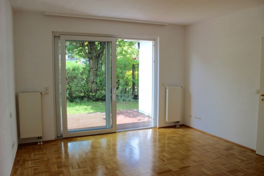 1. Schlafzimmer mit Terrasse Einfamilienhaus M�hltal