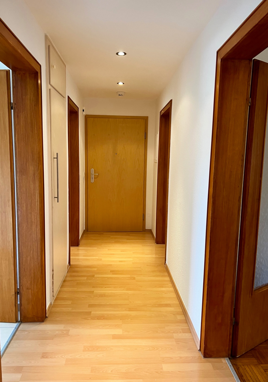 Flur Eingangsbereich Etagenwohnung Darmstadt