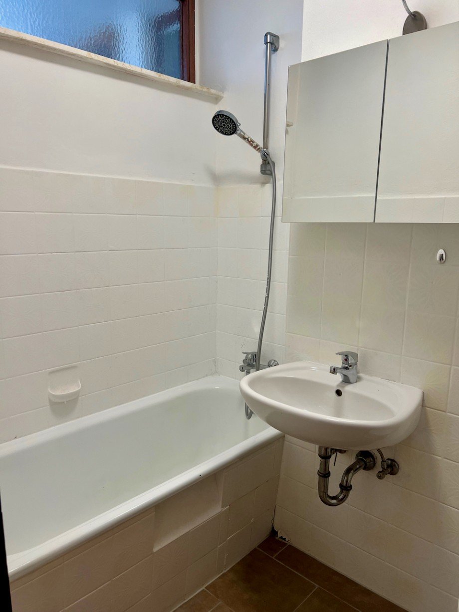 Racano Immobilien Badezimmer Etagenwohnung Ro�dorf