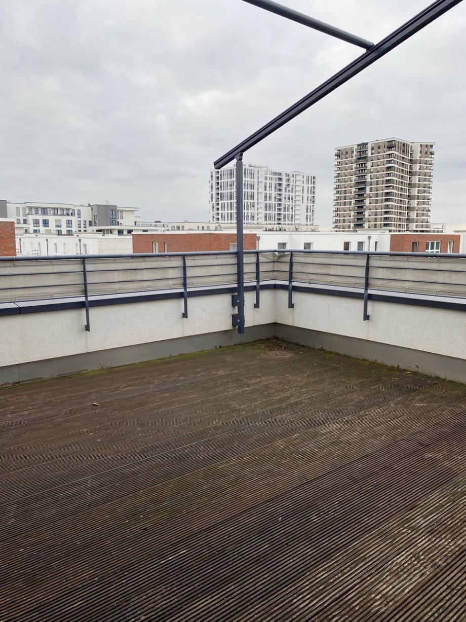 Terrasse zum Wohnbereich Penthousewohnung Frankfurt/ Main