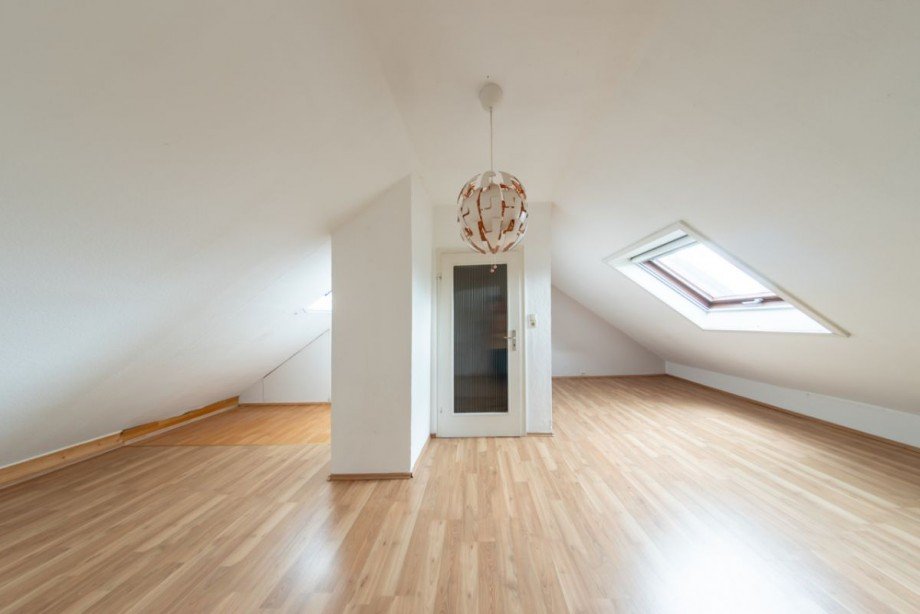 Dachgeschoss Reihenmittelhaus Frankfurt/ Main