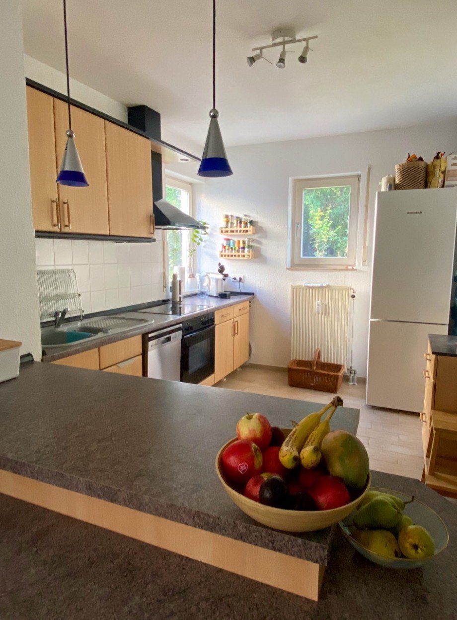 K�che mit EBK Etagenwohnung Darmstadt-Eberstadt