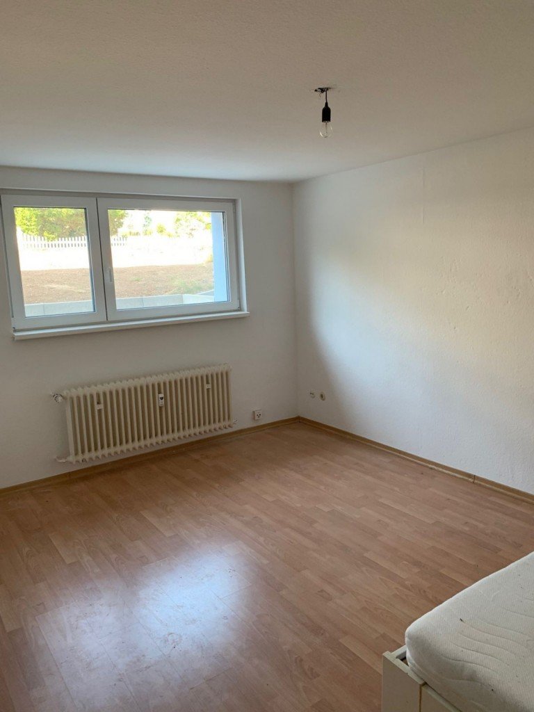 Wohn- Schlafzimmer Offenbach Souterrainwohnung Ab sofort - Renovierte 1 Zimmer Wohnung in komplett saniertem Haus