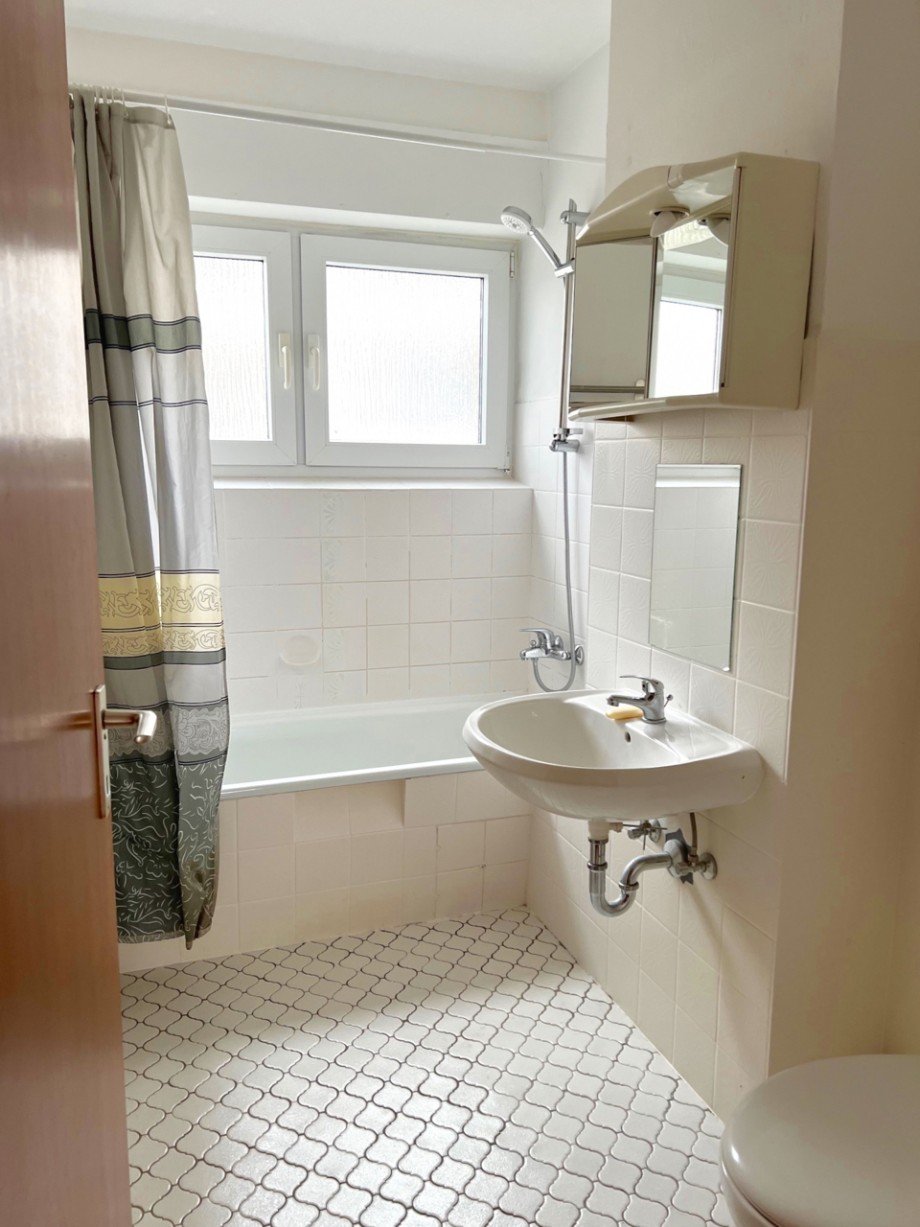 Racano Immobilien Bad Etagenwohnung Ro�dorf