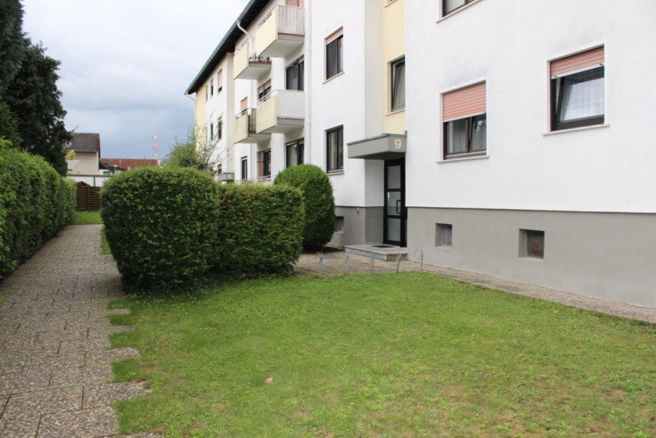 Ansicht - gepflegte Wohnanlage Dachgeschosswohnung Erzhausen