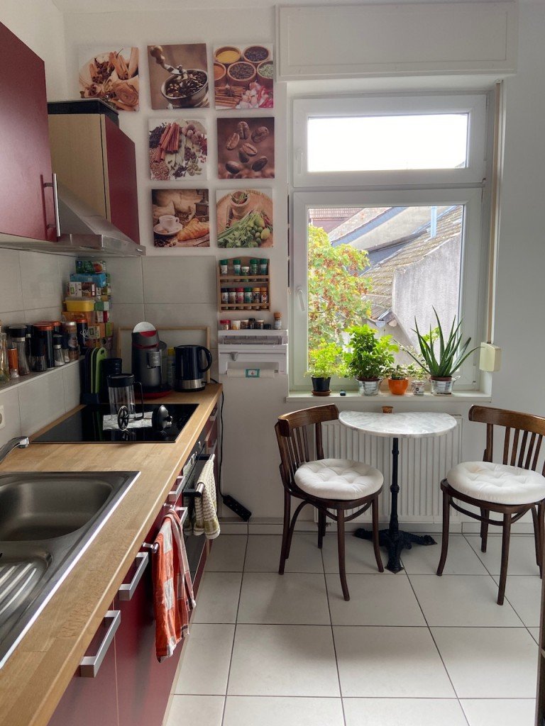 K�che (EBK gegen Abstand) Darmstadt Etagenwohnung *Martinsviertel* 2 plus 1 Zimmer Altbauwohnung