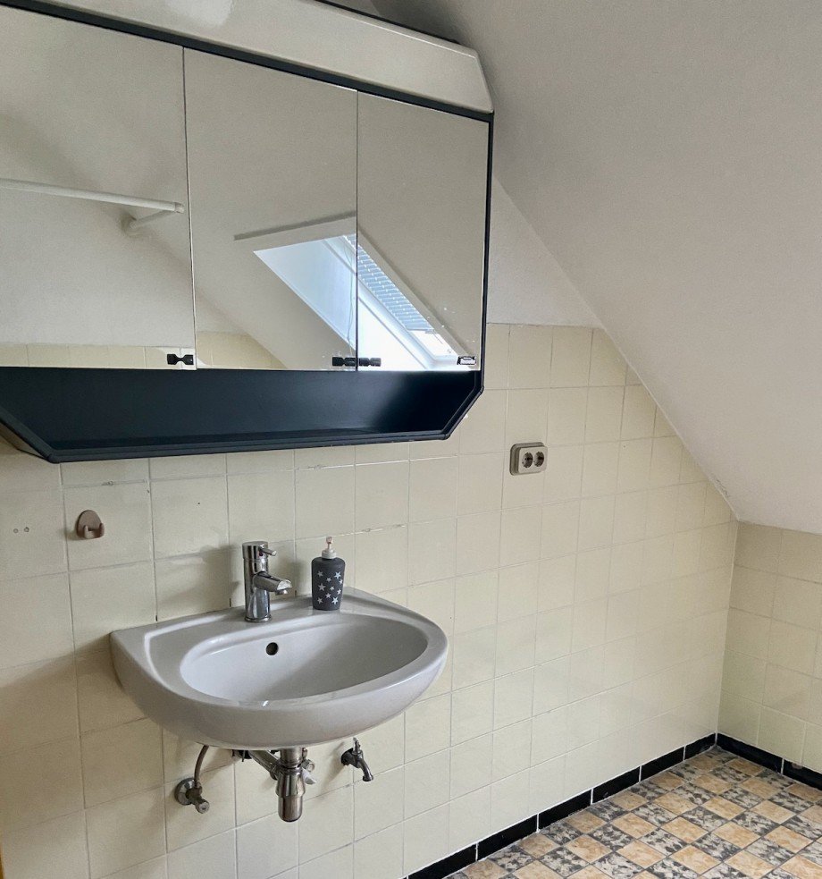 Badezimmer Dachgeschosswohnung Weiterstadt