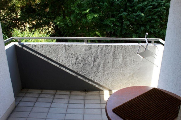 Balkon Darmstadt Erdgeschosswohnung Darmstadt - Arheilgen, gro�z�gige 2 Zimmer Wohnung in gepflegter Anlage