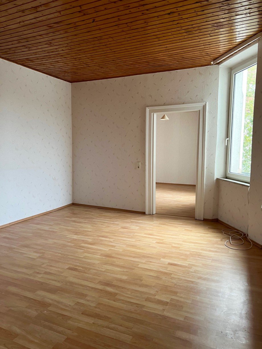 Wohnzimmer 2 Racano Immobilien Etagenwohnung Darmstadt