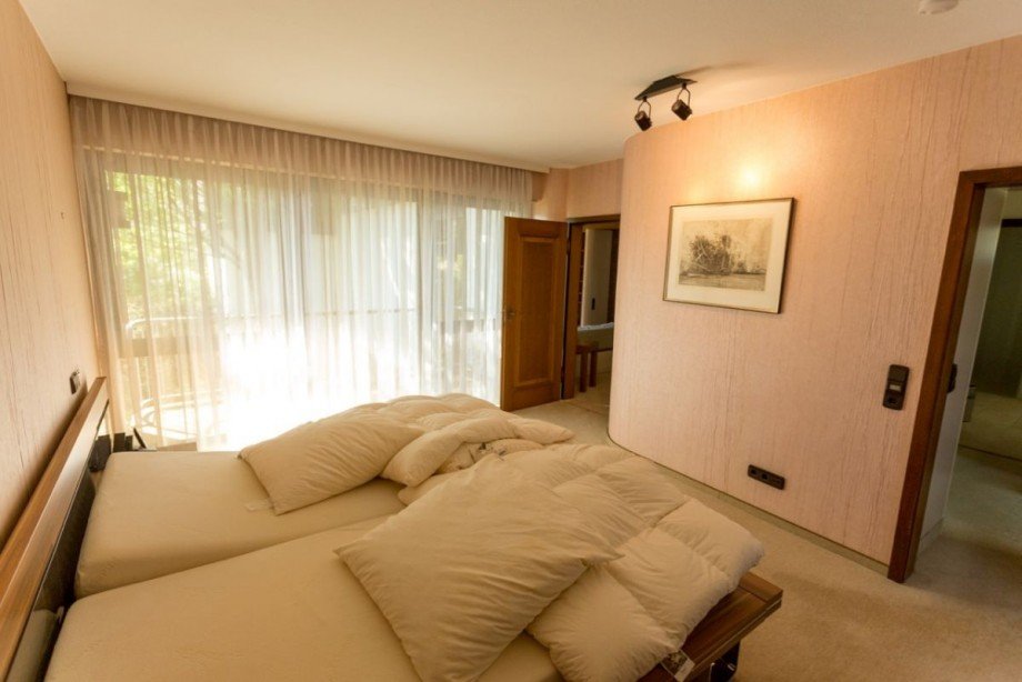 Schlafzimmer EG Villa Ro�dorf
