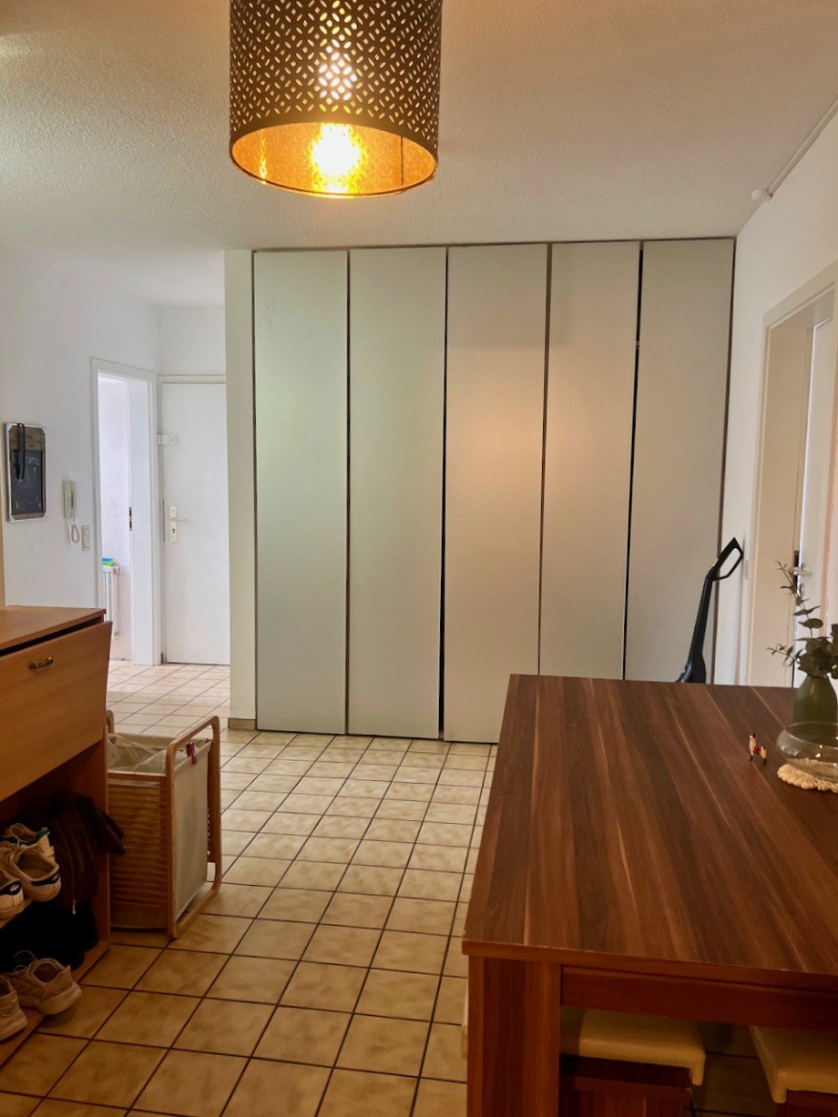 Flur2_Racano Immobilien Dachgeschosswohnung Darmstadt