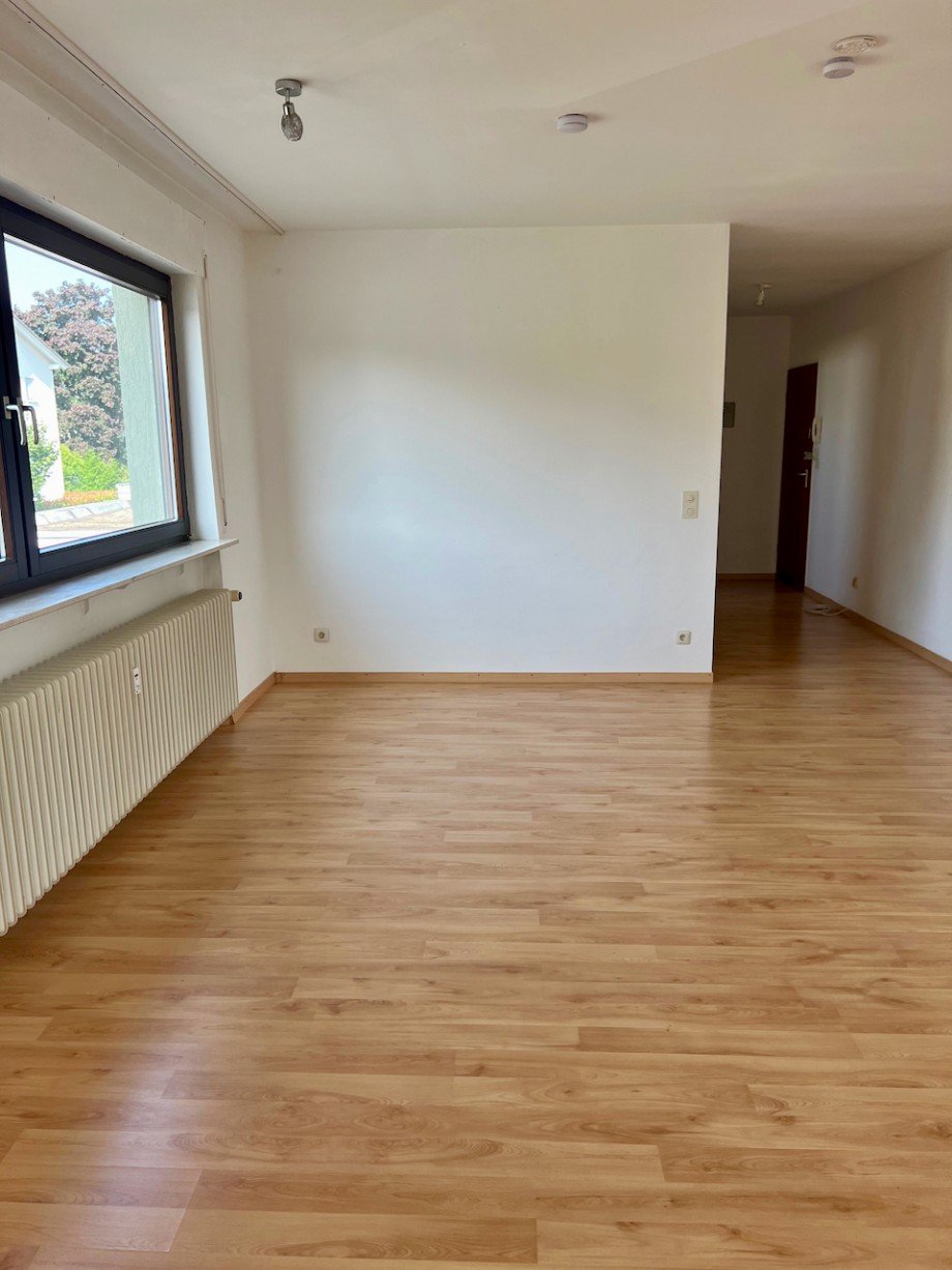 Racano Immobilien Wohnbereich Etagenwohnung Ro�dorf