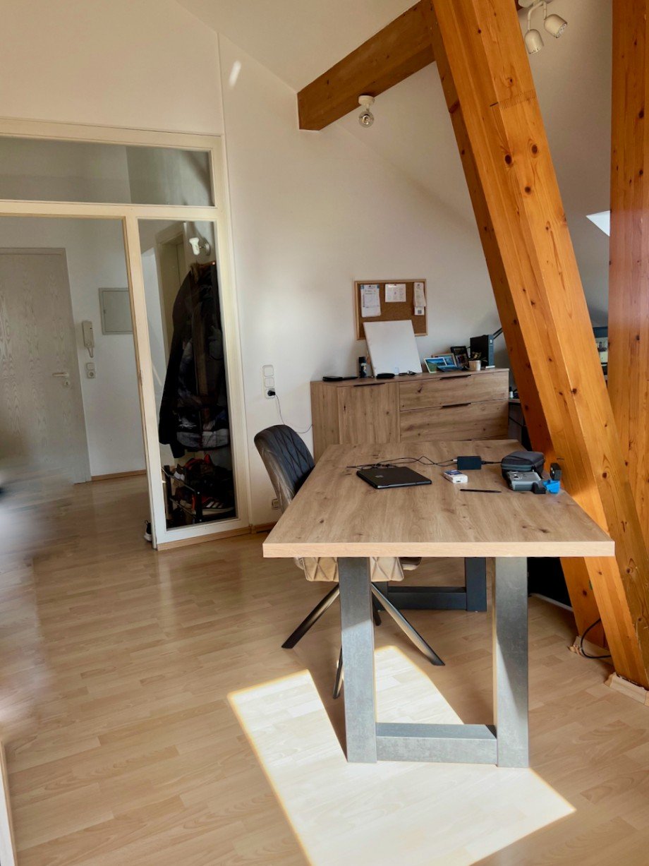 Ober Ramstadt Wohnbereich Racano Immobilien. Dachgeschosswohnung Ober-Ramstadt