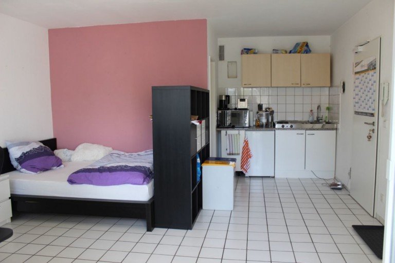 Wohn-/Schlafzimmer mit Singlek�che Darmstadt Etagenwohnung *Single Appartement in Bessungen - 1 ZKB mit Balkon*