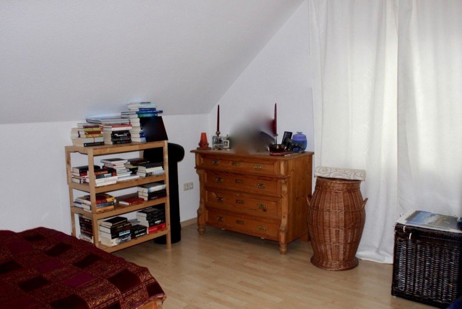 Schlafzimmer Dachgeschosswohnung M�rfelden-Walldorf