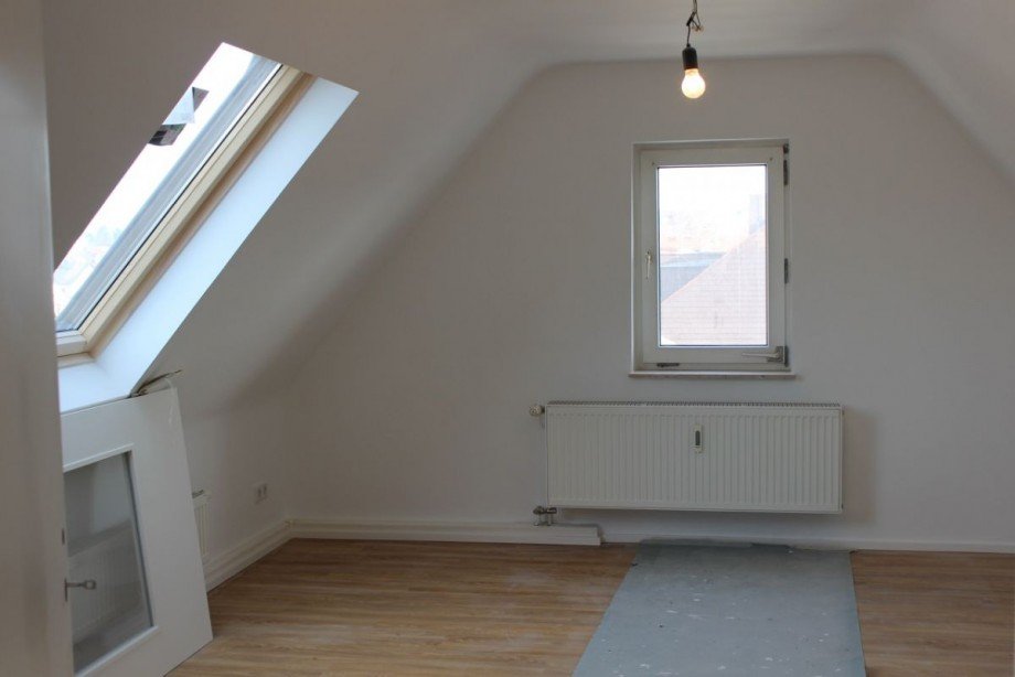 Schlafzimmer 1 Dachgeschosswohnung Darmstadt