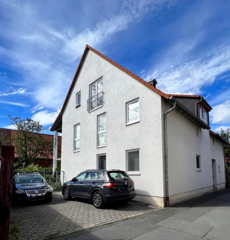 Ansicht Haus vorne Darmstadt Dachgeschosswohnung Lichtdurchflutete und gro�z�gige 2 Zimmer Wohnung in ruhiger Lage