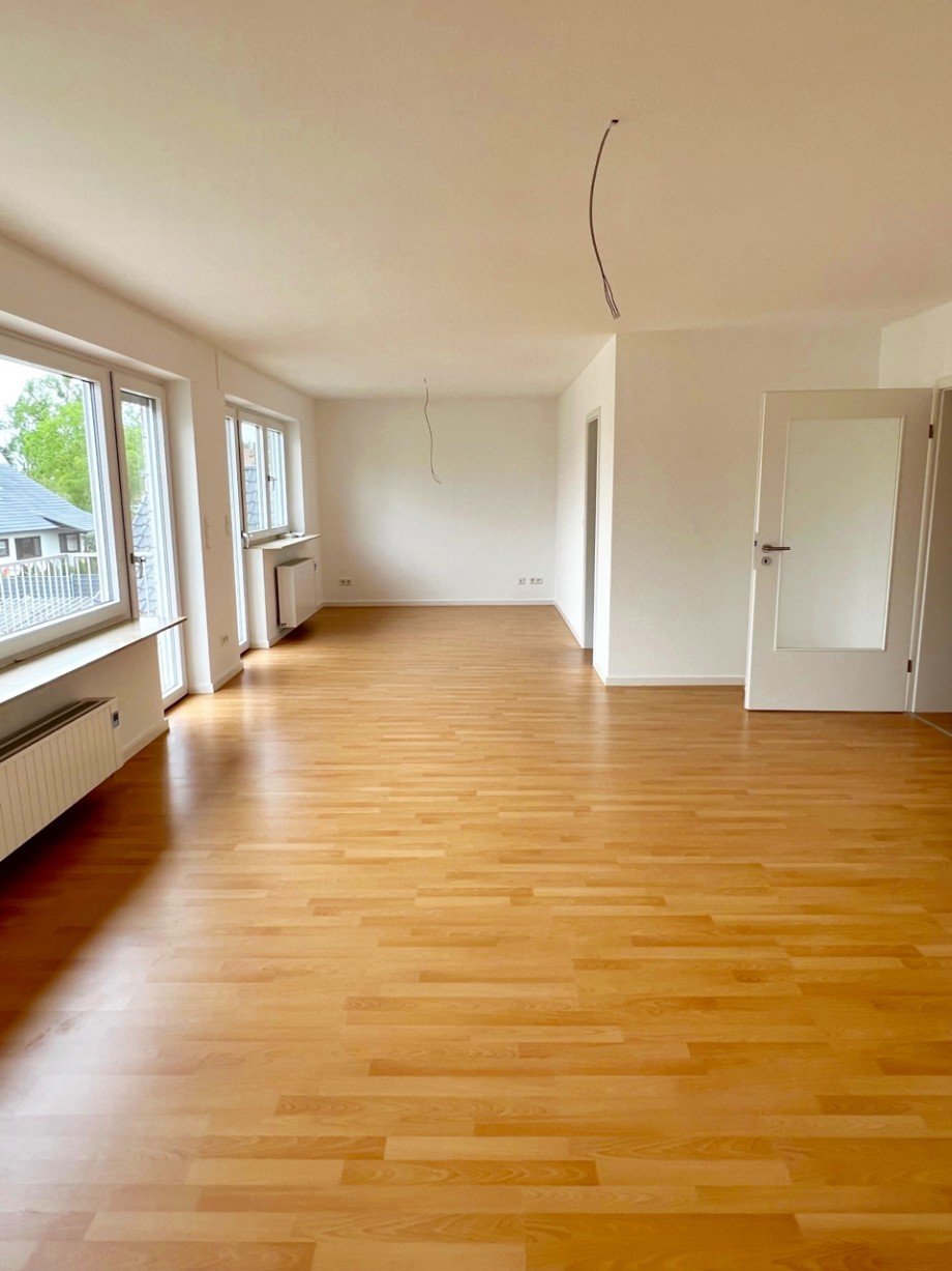 Wohnzimmer mit Essbereich Etagenwohnung Darmstadt