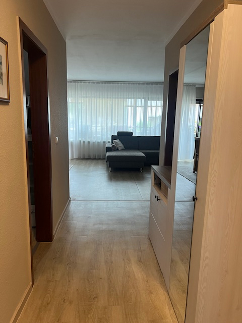 Flur2 Etagenwohnung Ro�dorf
