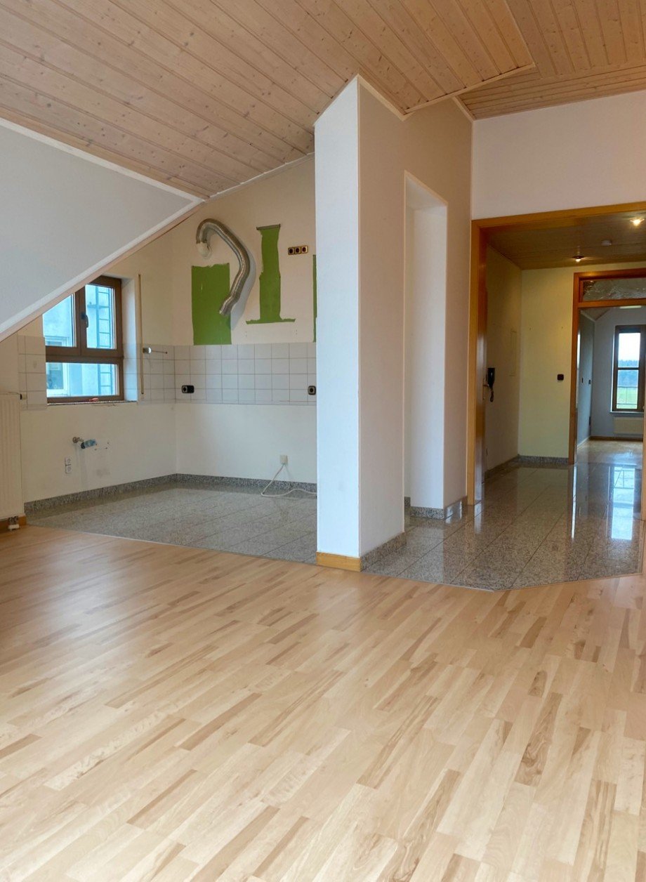 K�che mit Essbereich Dachgeschosswohnung Rossdorf