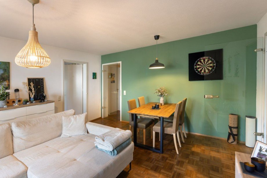 Racano Immobilien Wohnzimmer 04 Wohnung Darmstadt