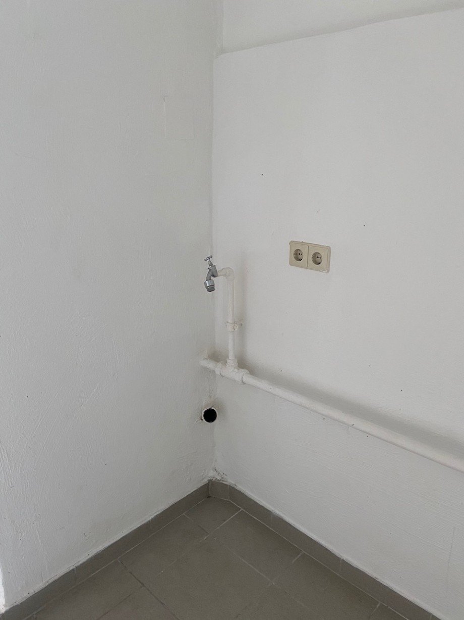 Abstellfl�che mit WM-Anschluss Erdgeschosswohnung Darmstadt