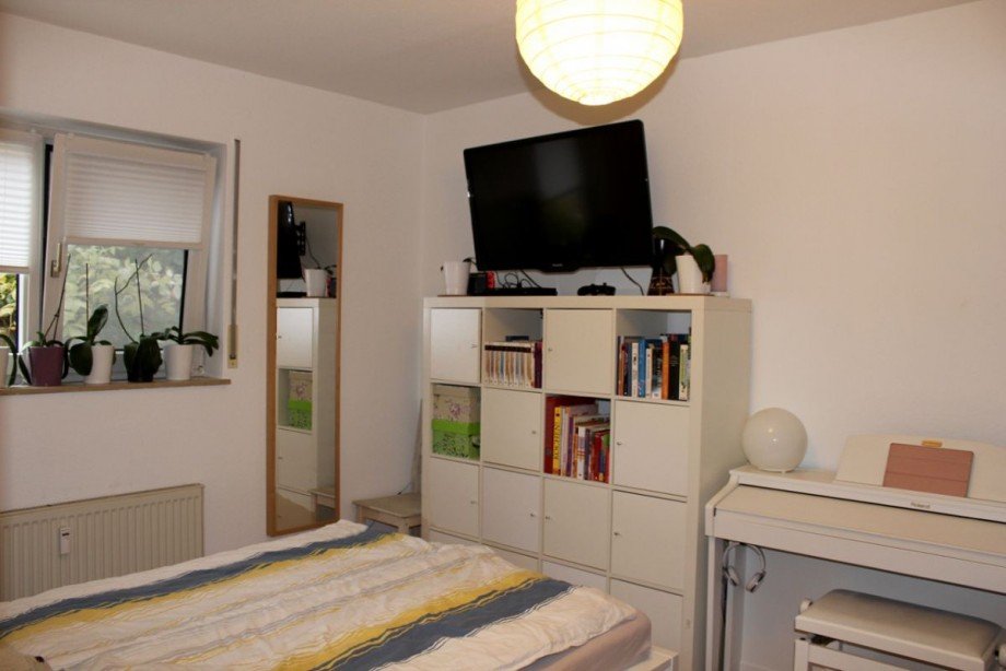 Griesheim Schlafbereich Souterrainwohnung Griesheim