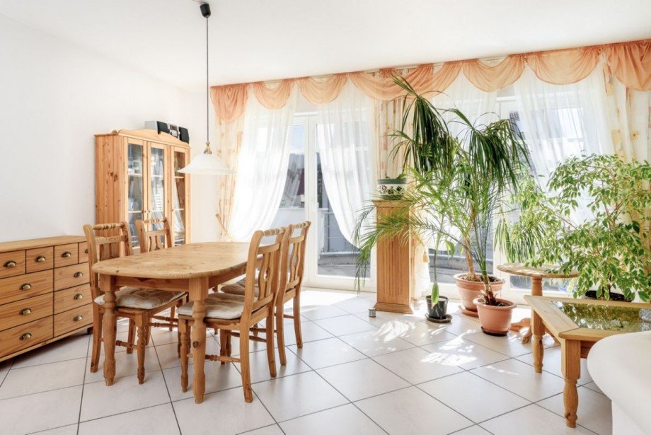 Wohnzimmer Etagenwohnung Seeheim-Jugenheim