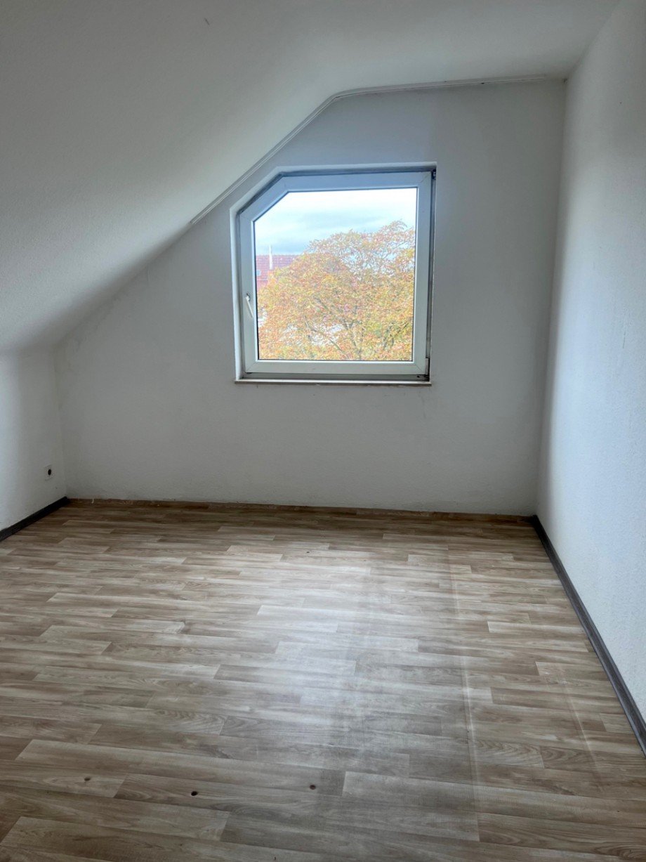 Schlafzimmer Etagenwohnung Weiterstadt