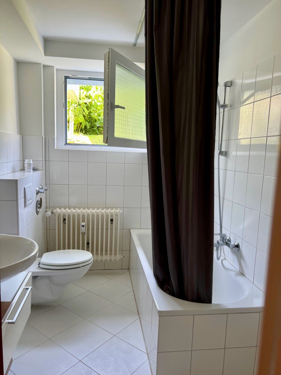 Racano Immobilien Bad 2 Souterrainwohnung Offenbach