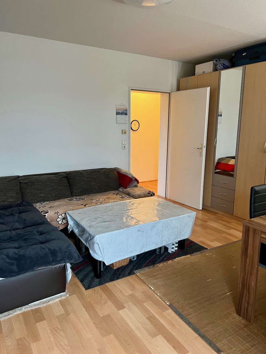 Wohnzimmer2 Weiterstadt Racano Immobilien Dachgeschosswohnung Weiterstadt