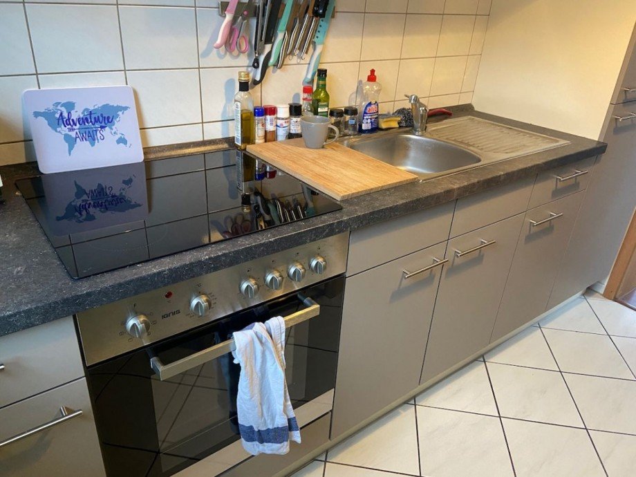EBK mit E-Ger�ten Etagenwohnung Griesheim