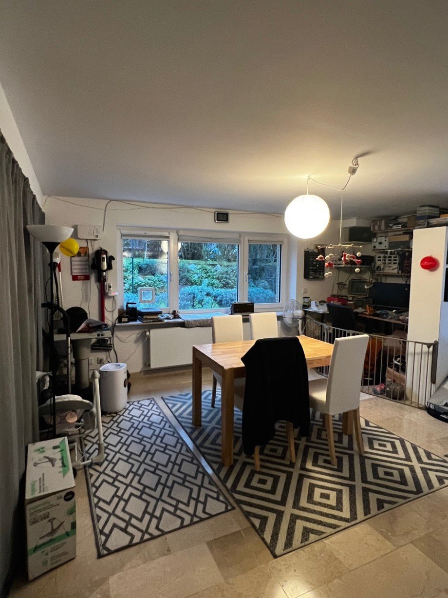 Wohnzimmer mit Essbereich Souterrainwohnung Darmstadt