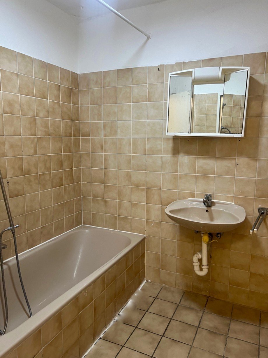 Wannenbad Etagenwohnung Weiterstadt