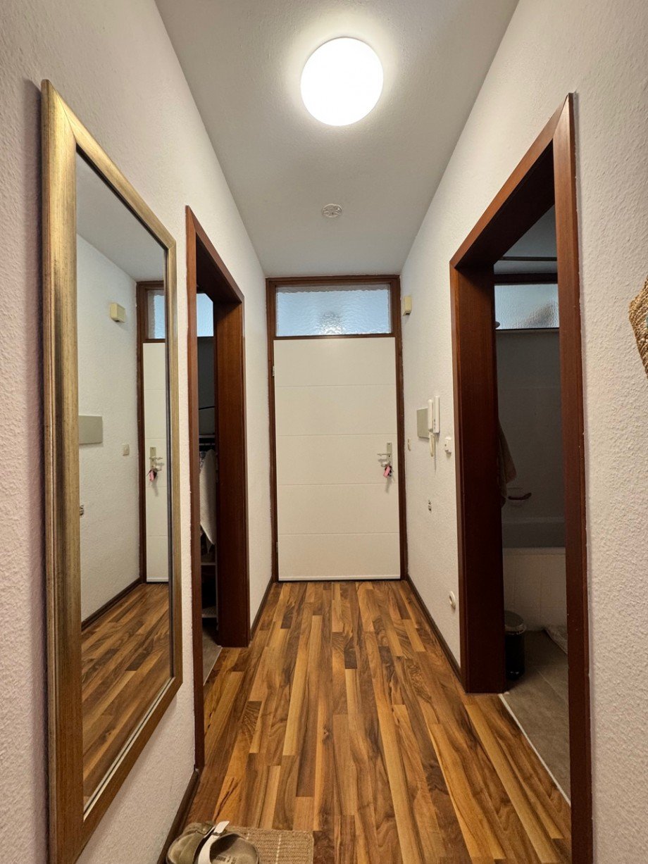 Ro�dorf Flur Racano Immobilien Etagenwohnung Ro�dorf