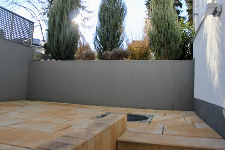 S�d-Terrasse Darmstadt Souterrainwohnung **Komponistenviertel: Gro�e 2,5 Zimmer-Souterrain-Wohnung mit S�dterrasse, EBK und PKW Stellplatz**