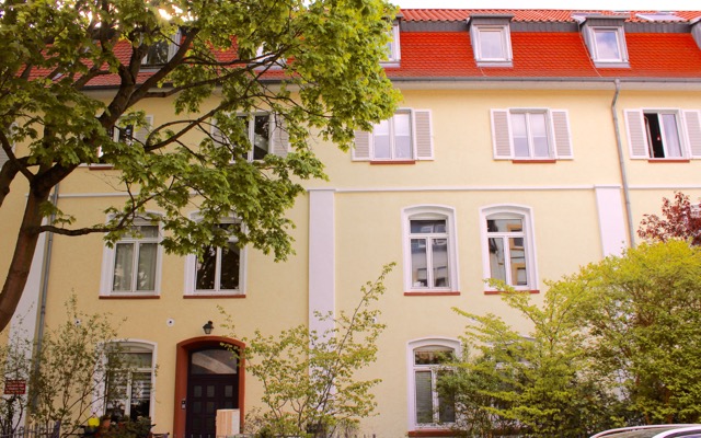 Ansicht Haus Darmstadt Renditeobjekt Seltene Gelegenheit in Bessungen! 2 Zimmer Altbauwohnung + 3 Zimmer Altbauwohnung