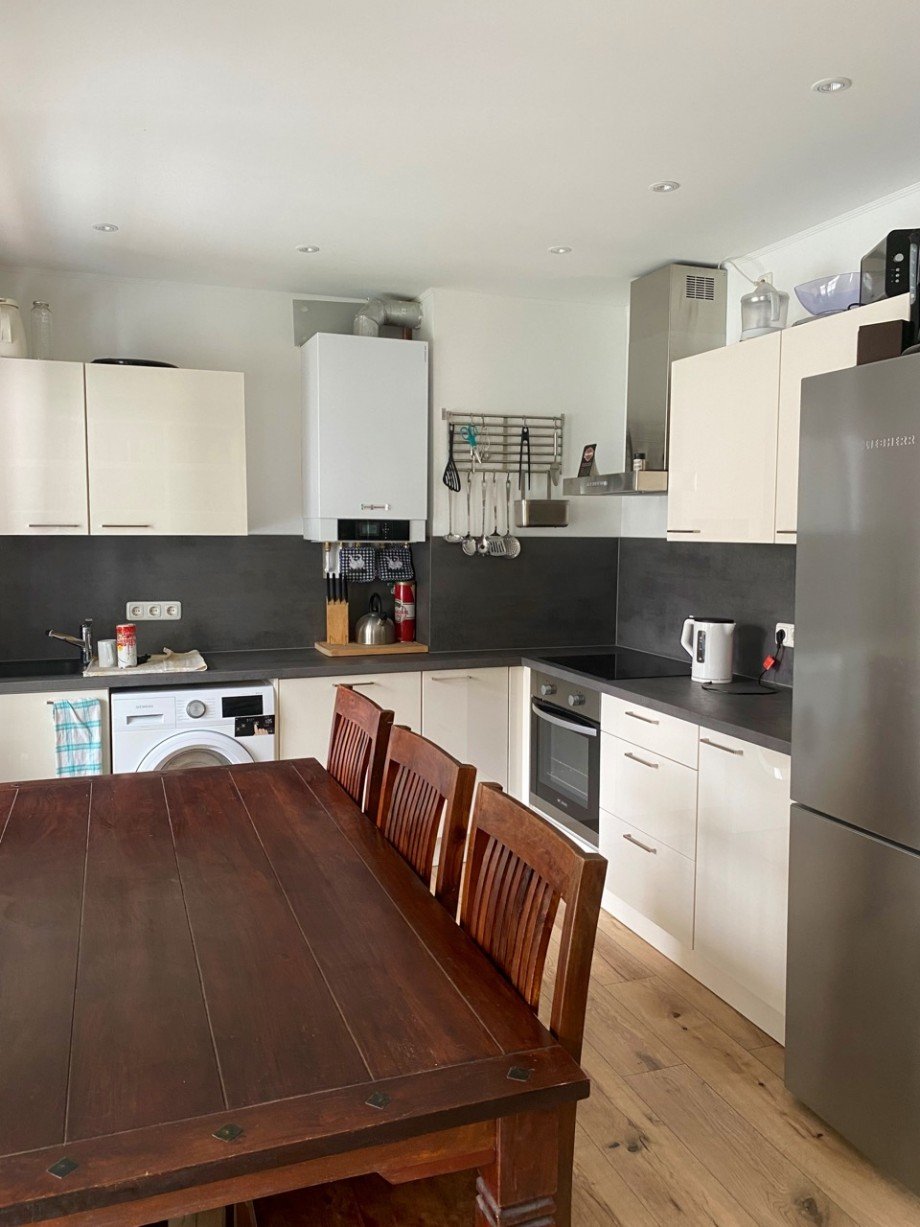 K�che mit EBK Etagenwohnung Frankfurt/ Main