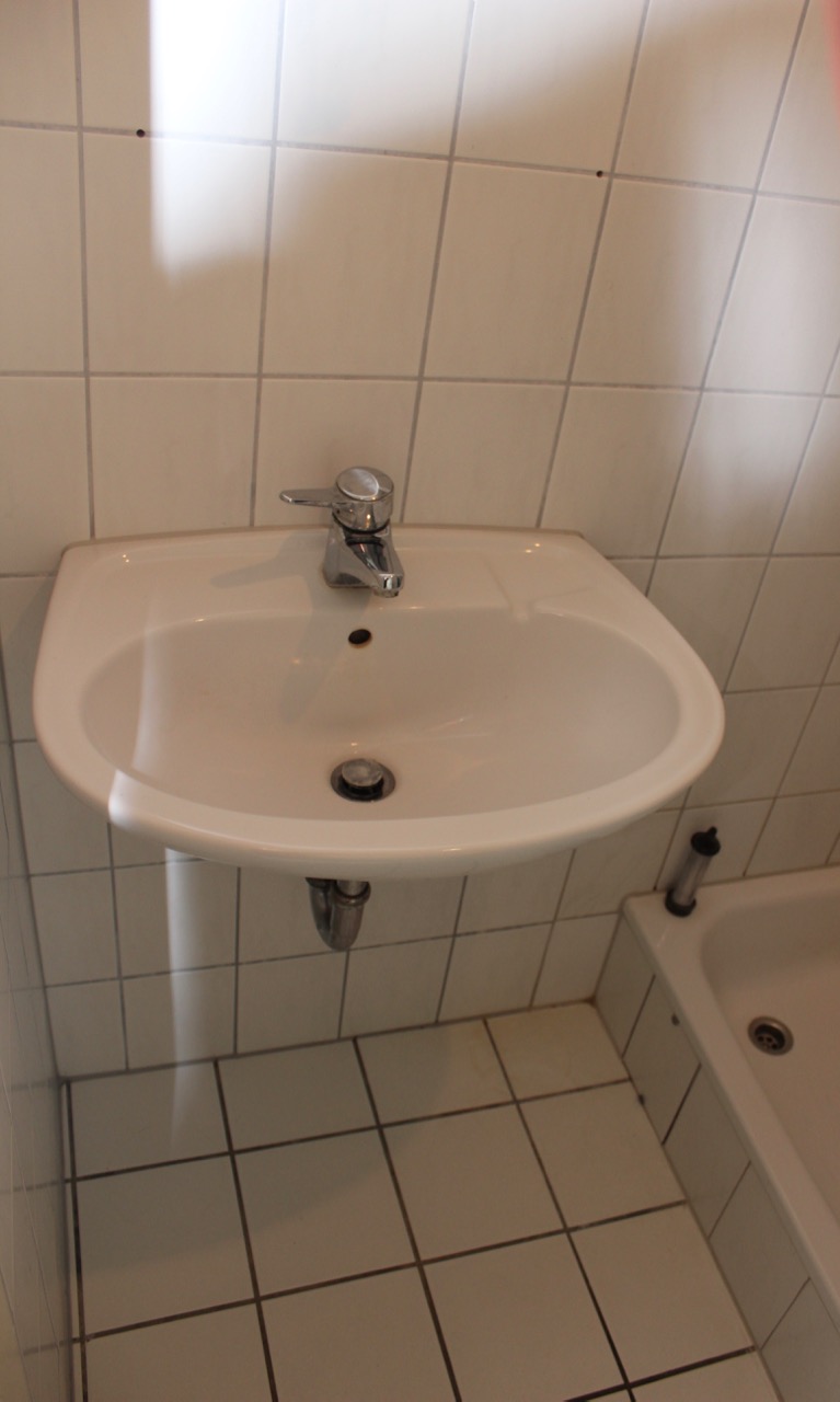 kleines Duschbad Erdgeschosswohnung Ober-Ramstadt